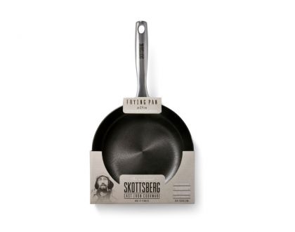 Skottsberg Patelnia żeliwna 24 cm + Skórzane rękawice, uchwyty - 2 sztuki - zdjęcie główne