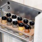 Stojak z przyprawami / 10 szt. - NATURALNY z czarną nakrętką (3068301025) - zdjęcie