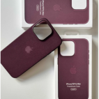 Etui do iPhone 15 Pro Max Apple FineWoven MS - rubin - zdjęcie